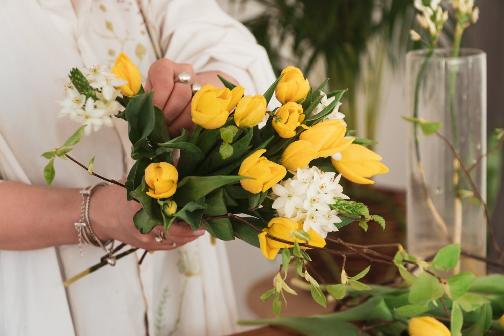 Top flowers bouquets to consider when buying mothers day flowers