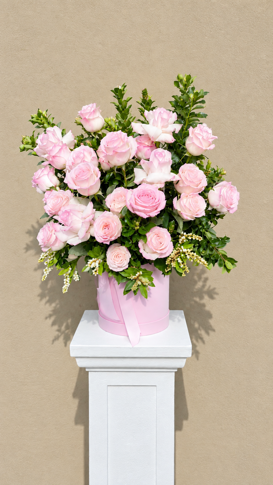 24 light pink roses in a hatbox, by Abdo Florist Sydney